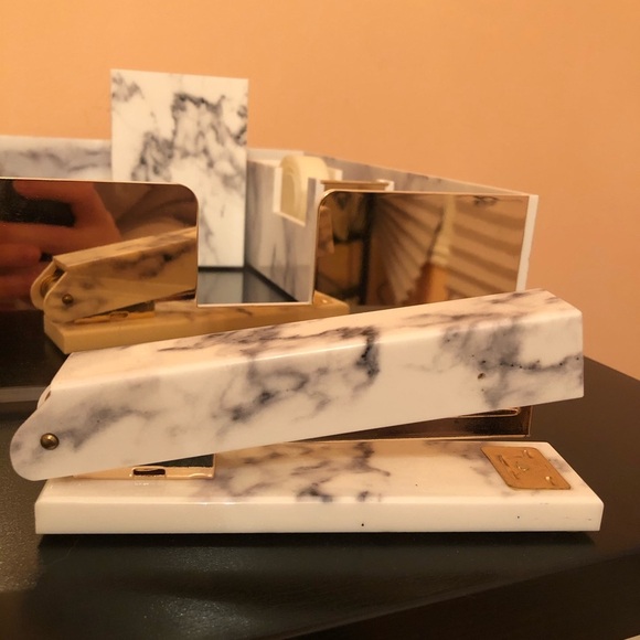Rachel George Acrylic Marble Desk Set - Picture 3 of 8